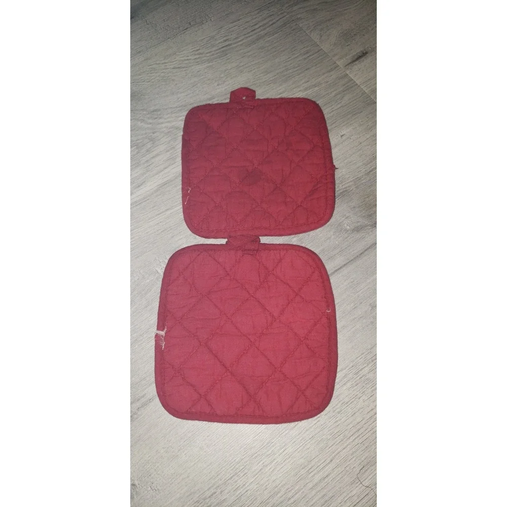 Vintage Rooster Pot Holders Set of 2 Farmhouse Country Kitchen Red Cream Quilted